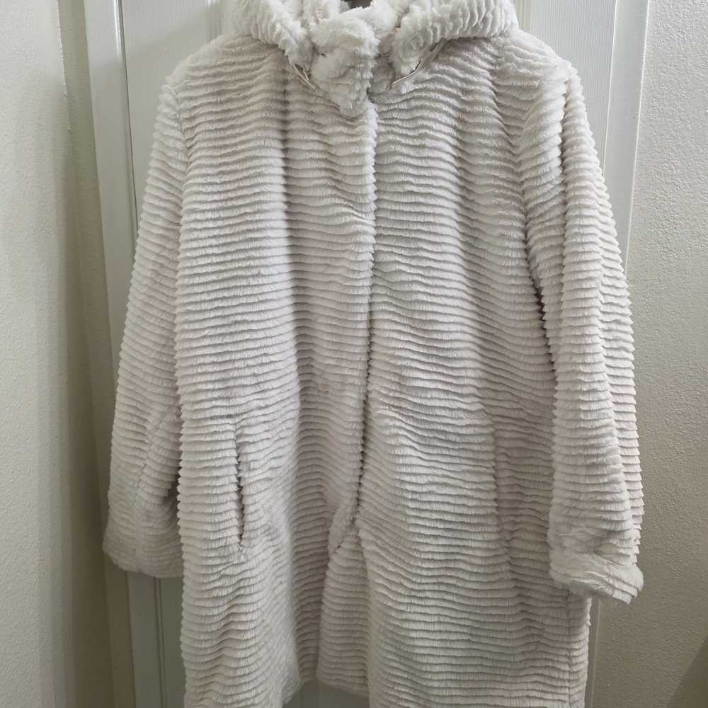 Dennis Basso Textured Cream Teddy Jacket